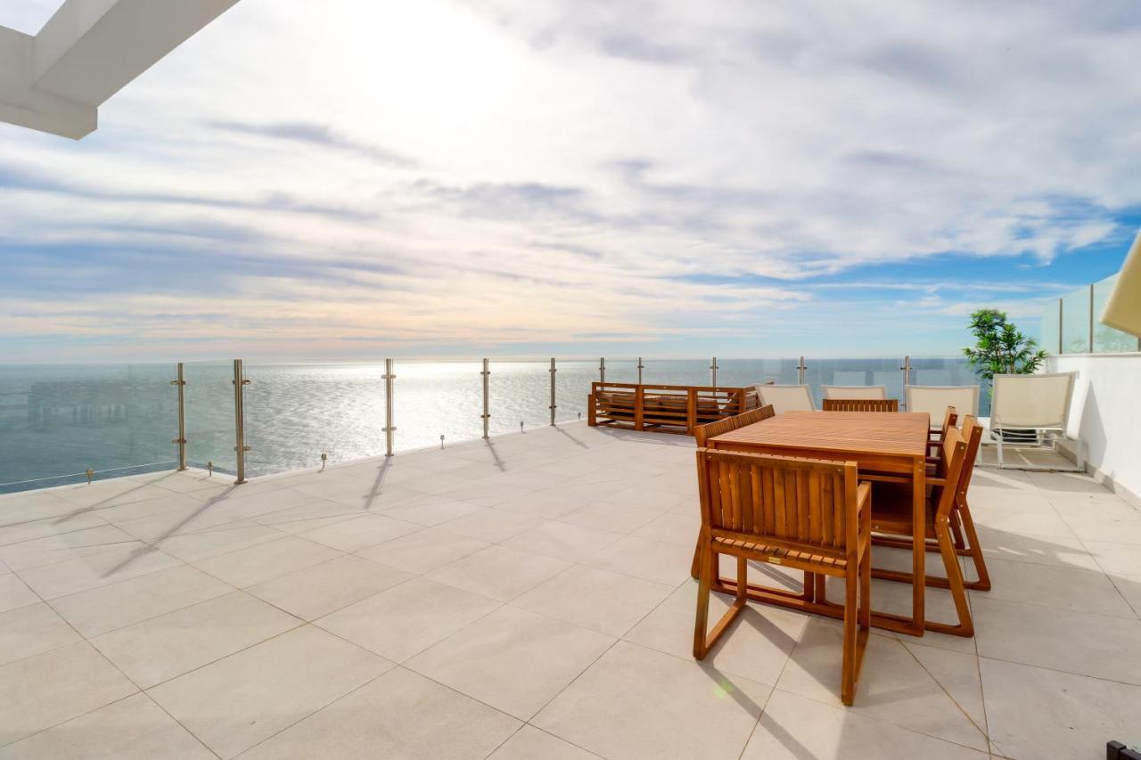 Bayview Hills, Luxury 2 Bedroom Apartment Torrox Exteriör bild